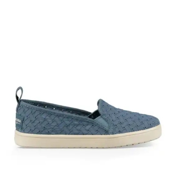 Koolaburra by Ugg Kellen girls slip on shoes - Picture 2 of 7